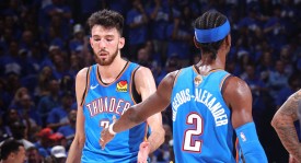 休赛期大爆发！老鹰队精准引援，雷霆阵容豪华领跑总冠军投票